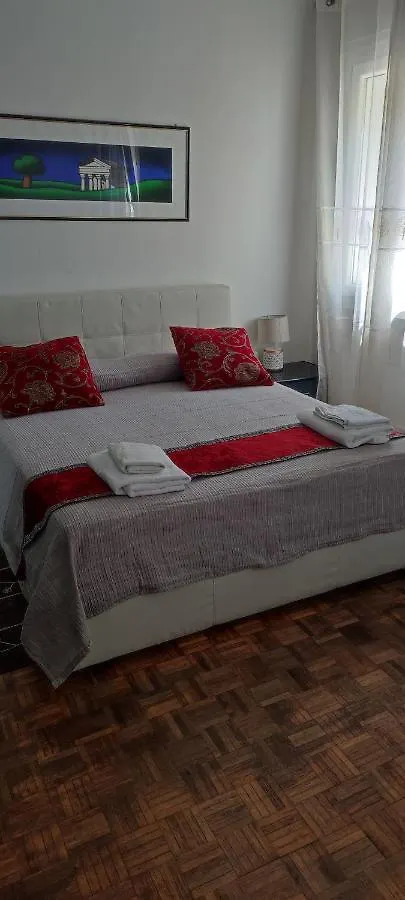 Bb Stay Station Mestre Guest house