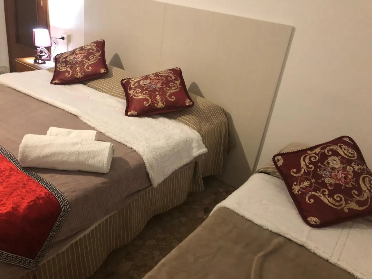 فندق بي بي ستاي ستيشن ميستر 2*,  إيطاليا